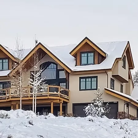 Villa Whispering Pines Hideaway